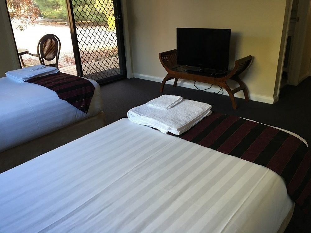 Hillview Farmstay Gundagai Exterior foto